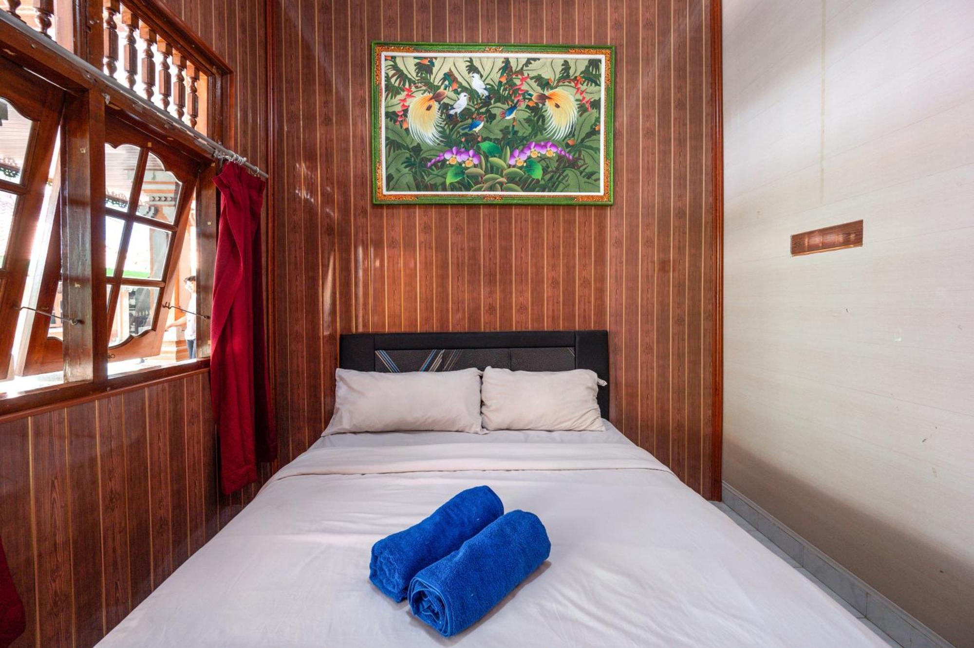 Ceria Guesthouse Seminyak Mitra Reddoorz Eksteriør billede