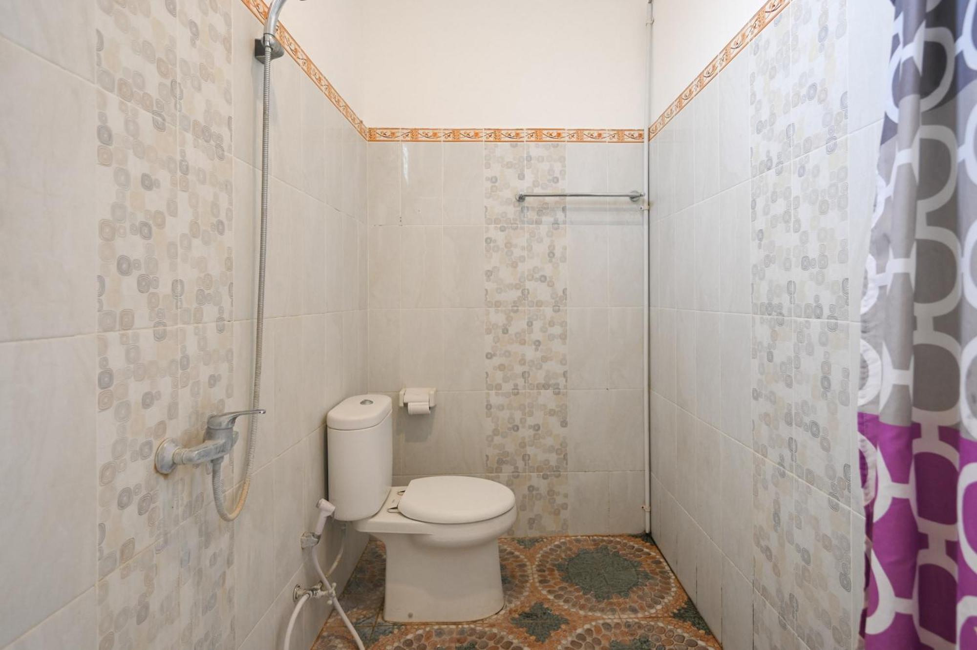 Ceria Guesthouse Seminyak Mitra Reddoorz Eksteriør billede