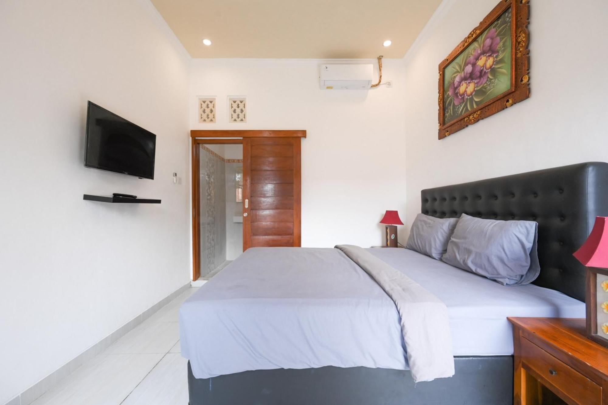 Ceria Guesthouse Seminyak Mitra Reddoorz Eksteriør billede