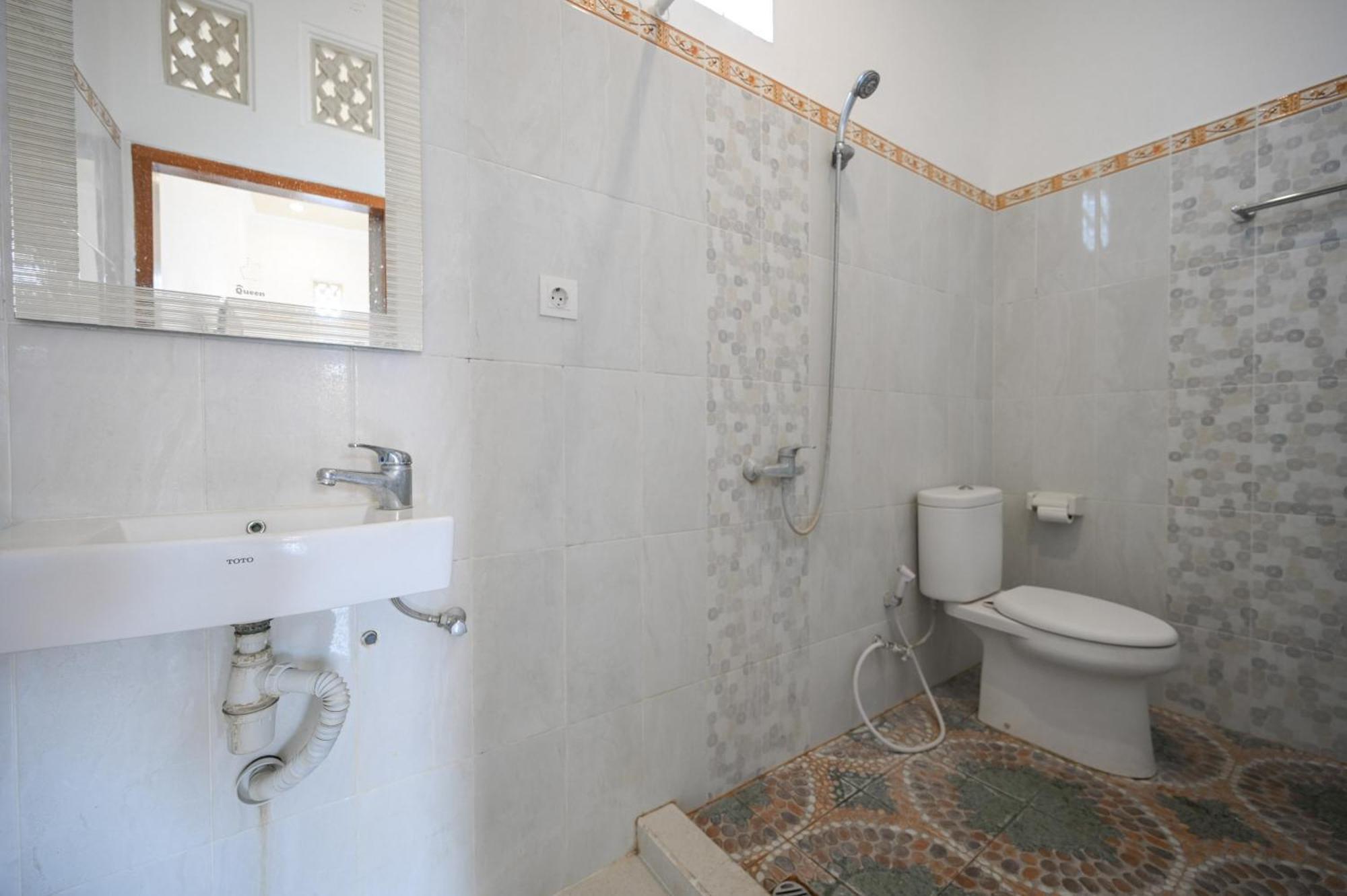 Ceria Guesthouse Seminyak Mitra Reddoorz Eksteriør billede