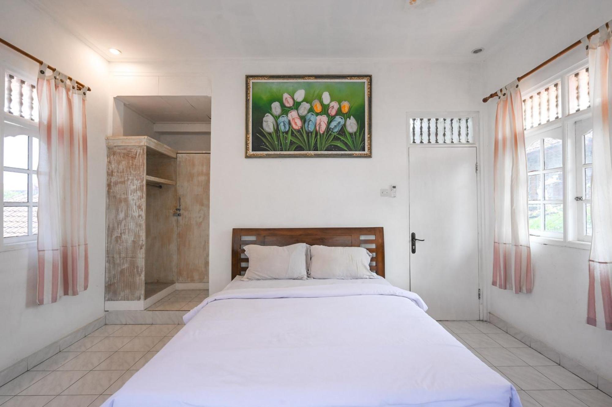 Ceria Guesthouse Seminyak Mitra Reddoorz Eksteriør billede