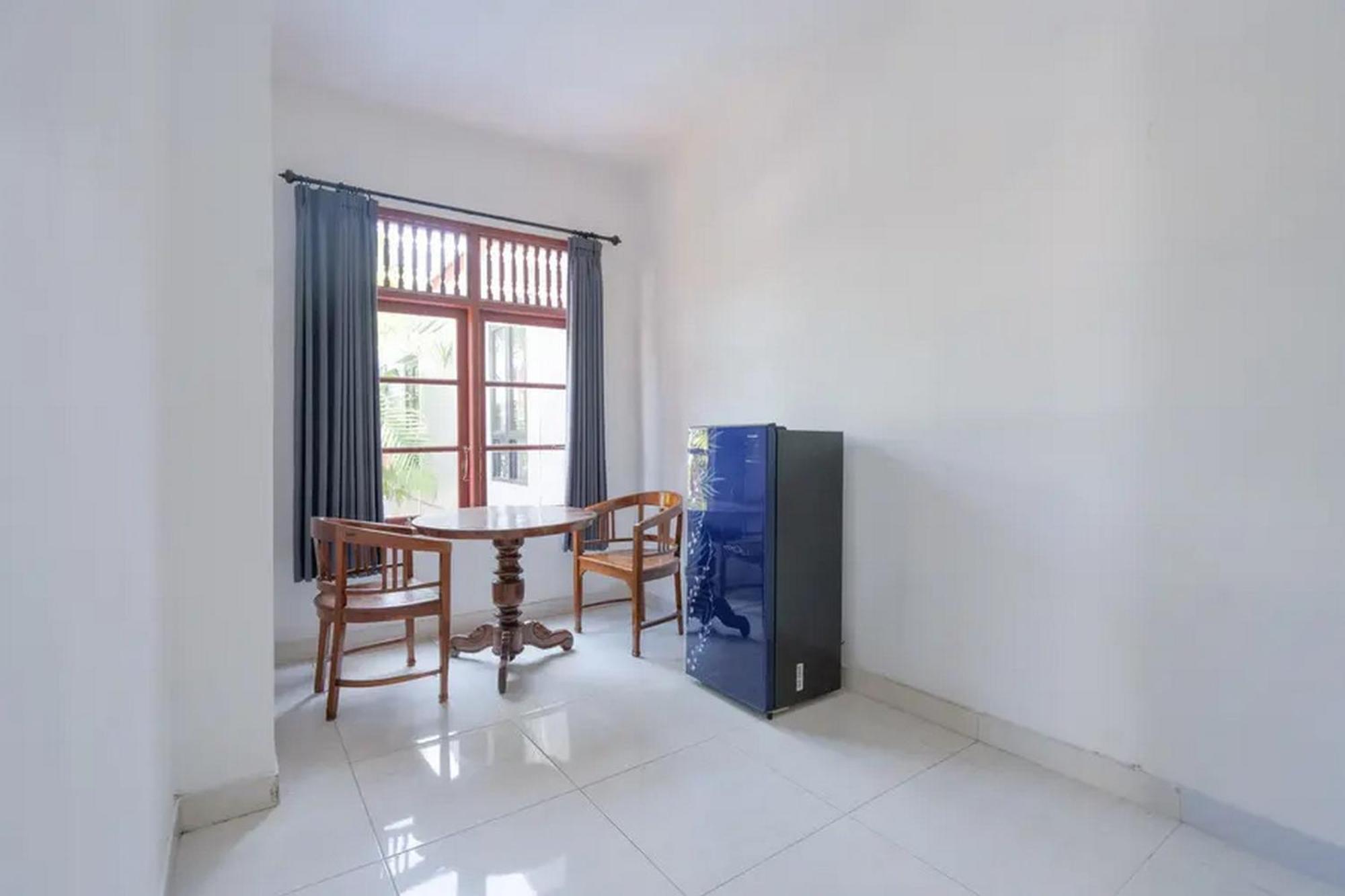 Ceria Guesthouse Seminyak Mitra Reddoorz Eksteriør billede